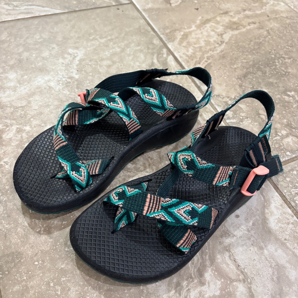 Chaco Z Cloud 2 Sandals Womens 6 Green Pink Geometric Strappy Toe Loop Sport